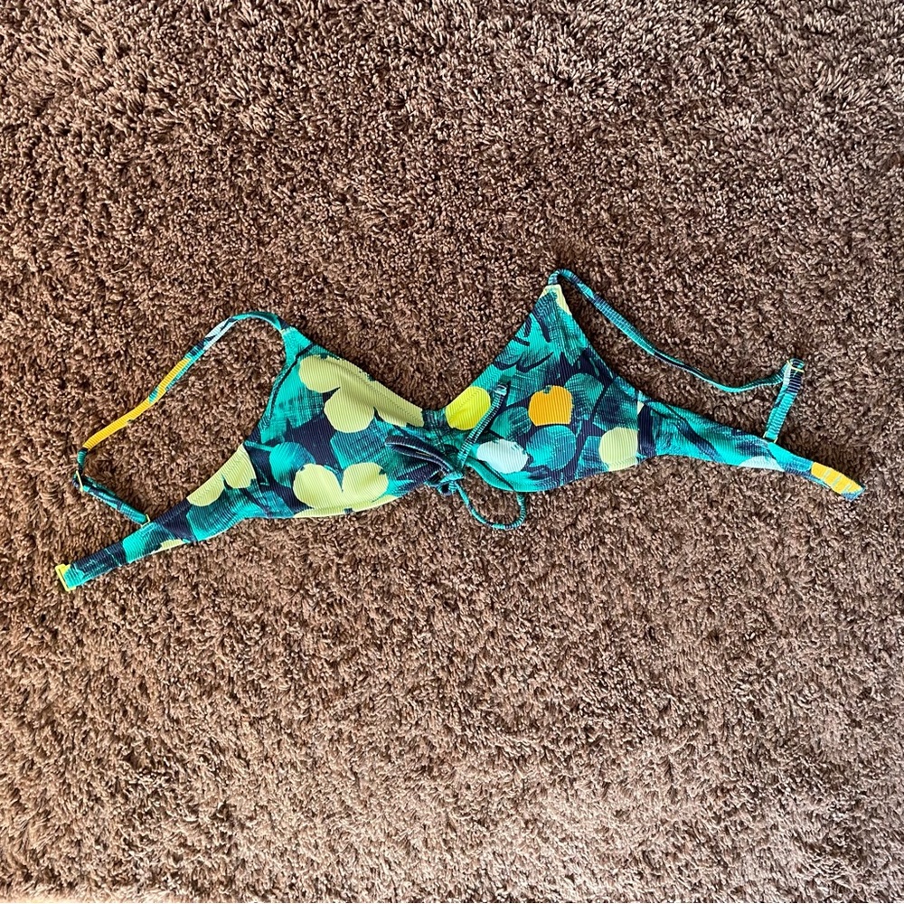 Aerie swim top! W size M